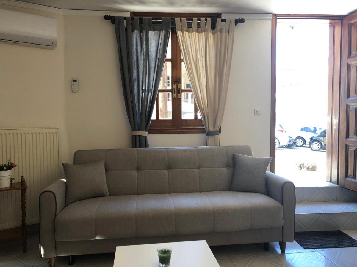 דירות House In נאפפליו מראה חיצוני תמונה