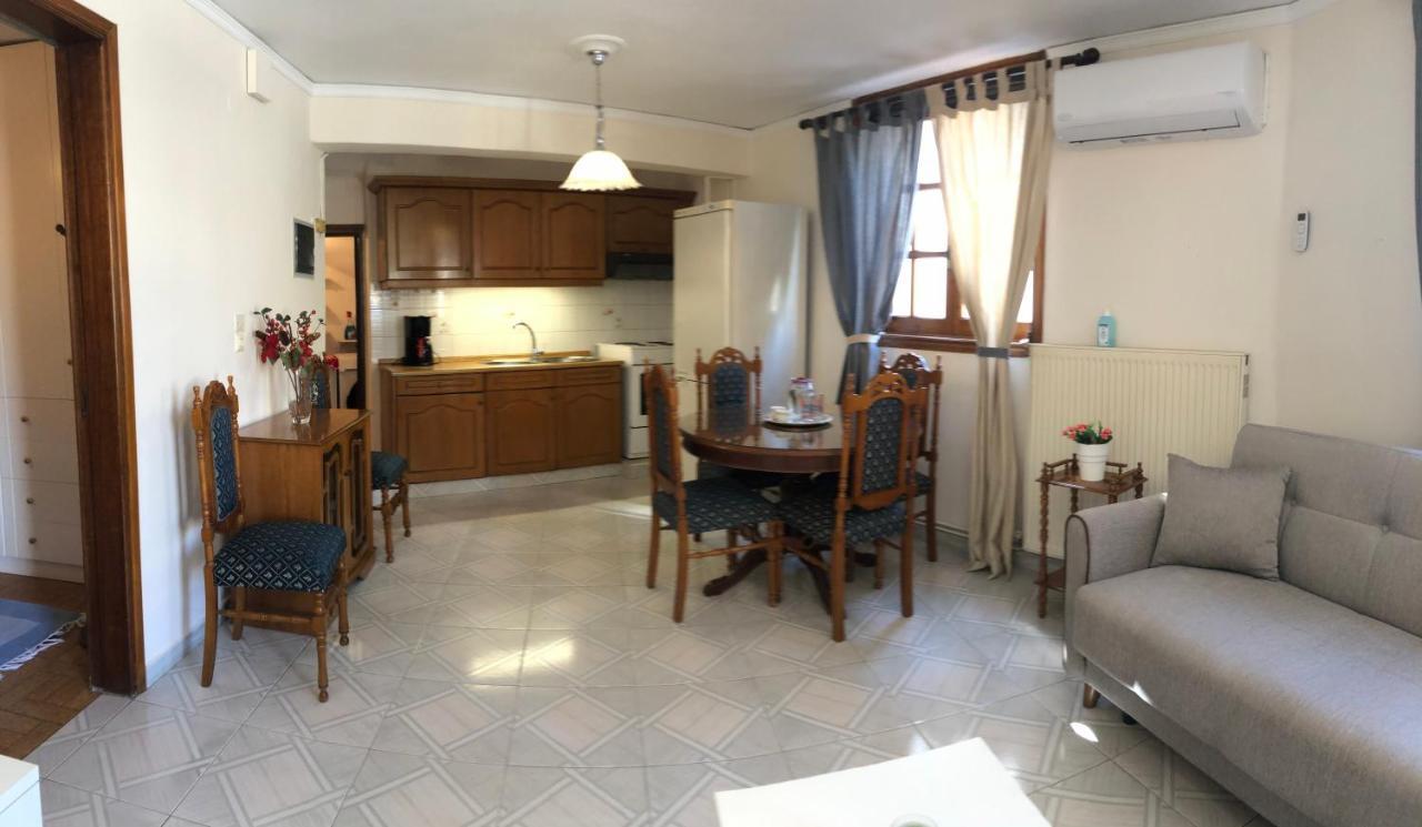 דירות House In נאפפליו מראה חיצוני תמונה